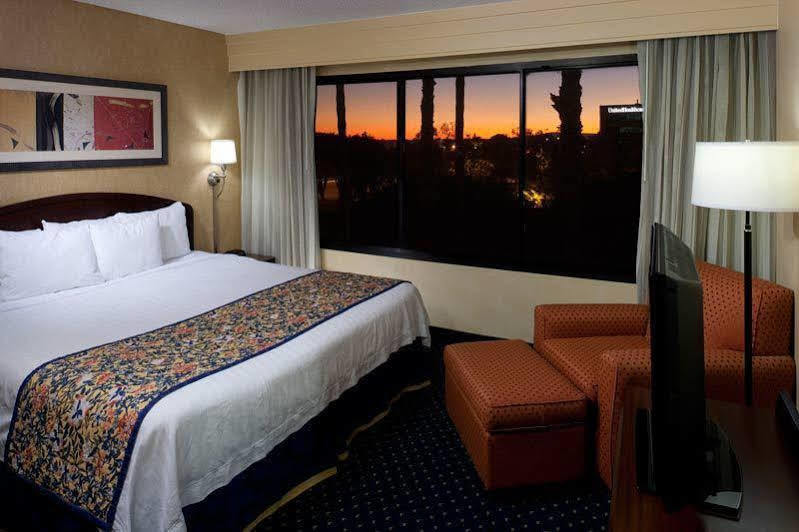 Hotel Courtyard By Marriott Cypress Anaheim / Orange County Exterior foto